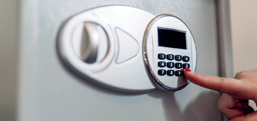 Jewelry Safe Cracking in Capitola, California